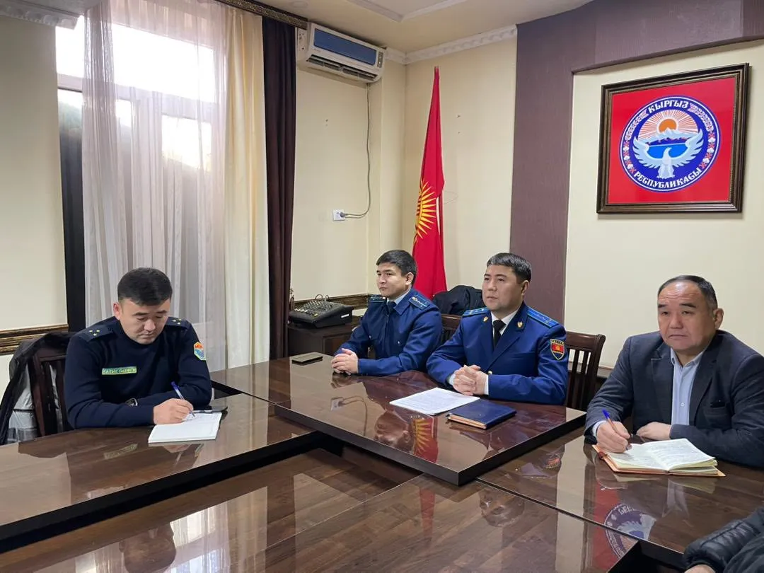 Ош облусунун прокуратурасынын демилгеси менен ишкердик субъекттерди укуктук коргоо боюнча жыйын өттү