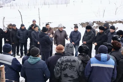 Аманкан Кенжебаев Кара-Кой эс алуу аймагындагы Калдай участкасынын тургундары менен жолугушту