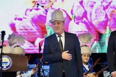 8-март Аялдардын майрамына карата Ош облусунда 700гө жакын айымдын катышуусунда салтанаттуу иш-чара өттү